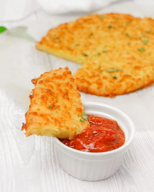 keto chlebek czosnkowy